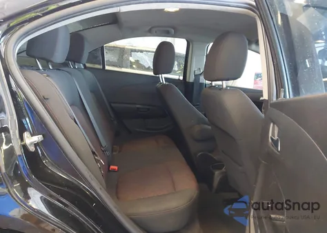 2019 Chevrolet Sonic Lt Auto z USA, uszkodzony, nr VIN 1G1JD5SBXK4107033